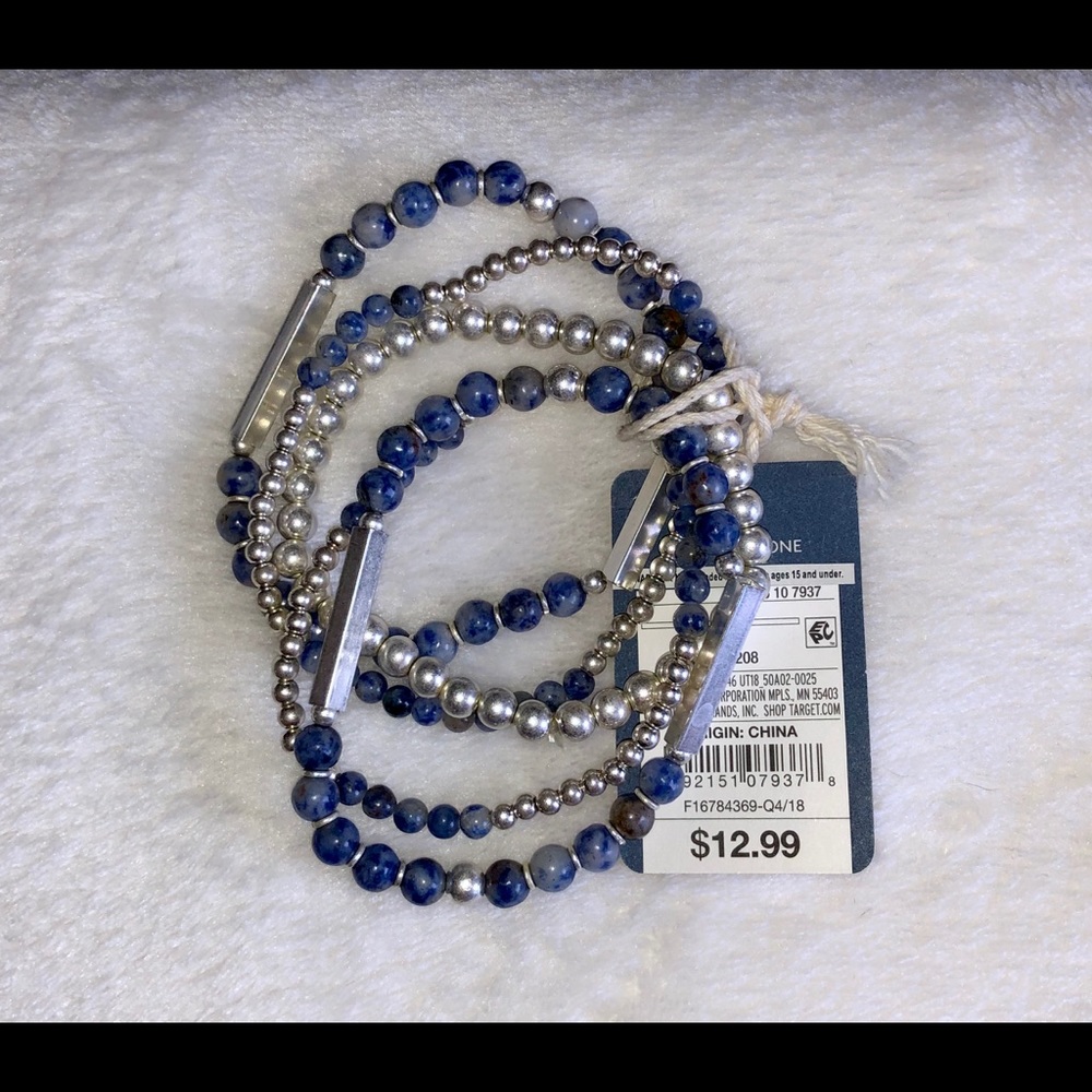 5 matching stretchy bracelets BNWT